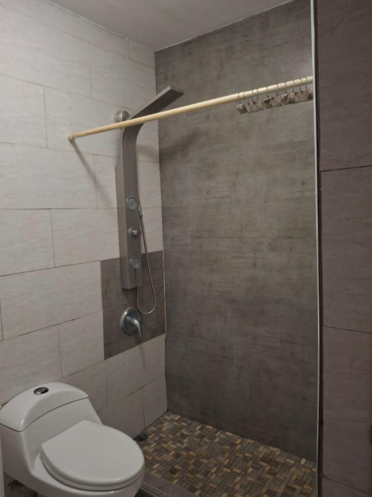 4 (2)