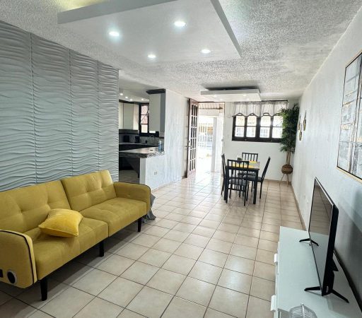 OPCIONADA! Jardines de Borinquen- Carolina (Venta)