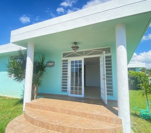 Alturas de Flamboyan- Bayamón- ¡Súper Centrica! (alquiler)