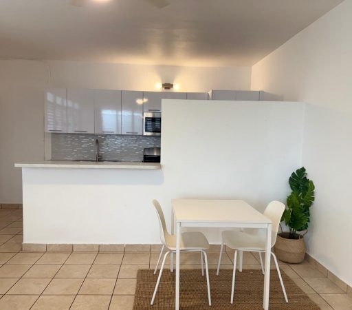 Apto en Urb. Santa Ana- San Juan (Alquiler)