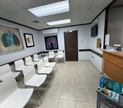 Oficina medica en Edificio Santa Cruz- Bayamón (Alquiler)